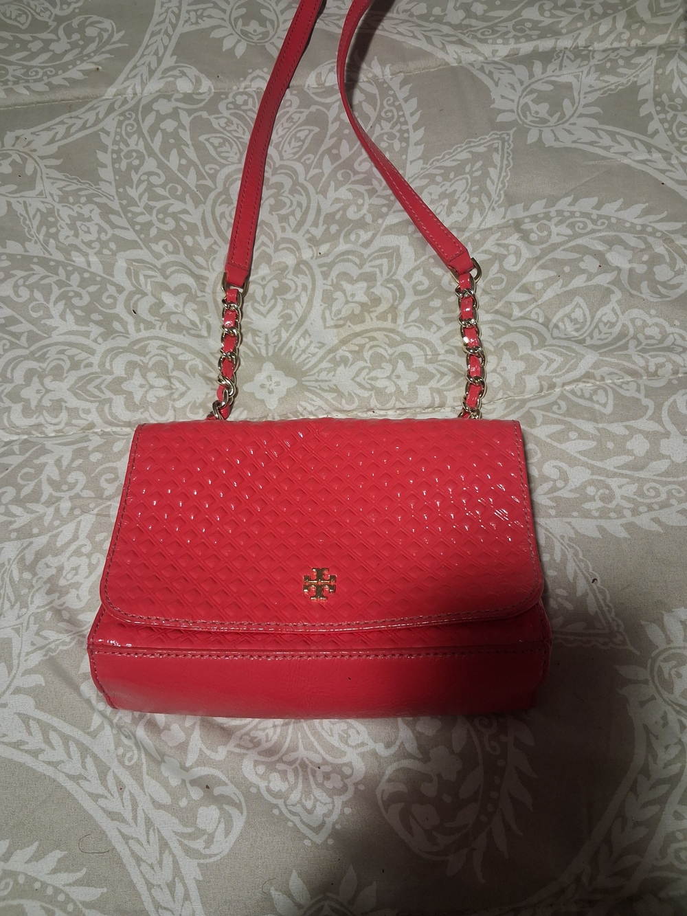 Tory Burch Quilted Patent Leather Crossbody Bag in Coral Red